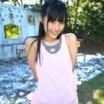 稲森美優グラビア動画 濡れた服を脱いで魅せる乳首ポチ競泳水着の美ボディ