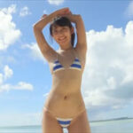 林田百加グラビア動画 ブルースカイビーチで踊って魅せるぷるるんボディ
